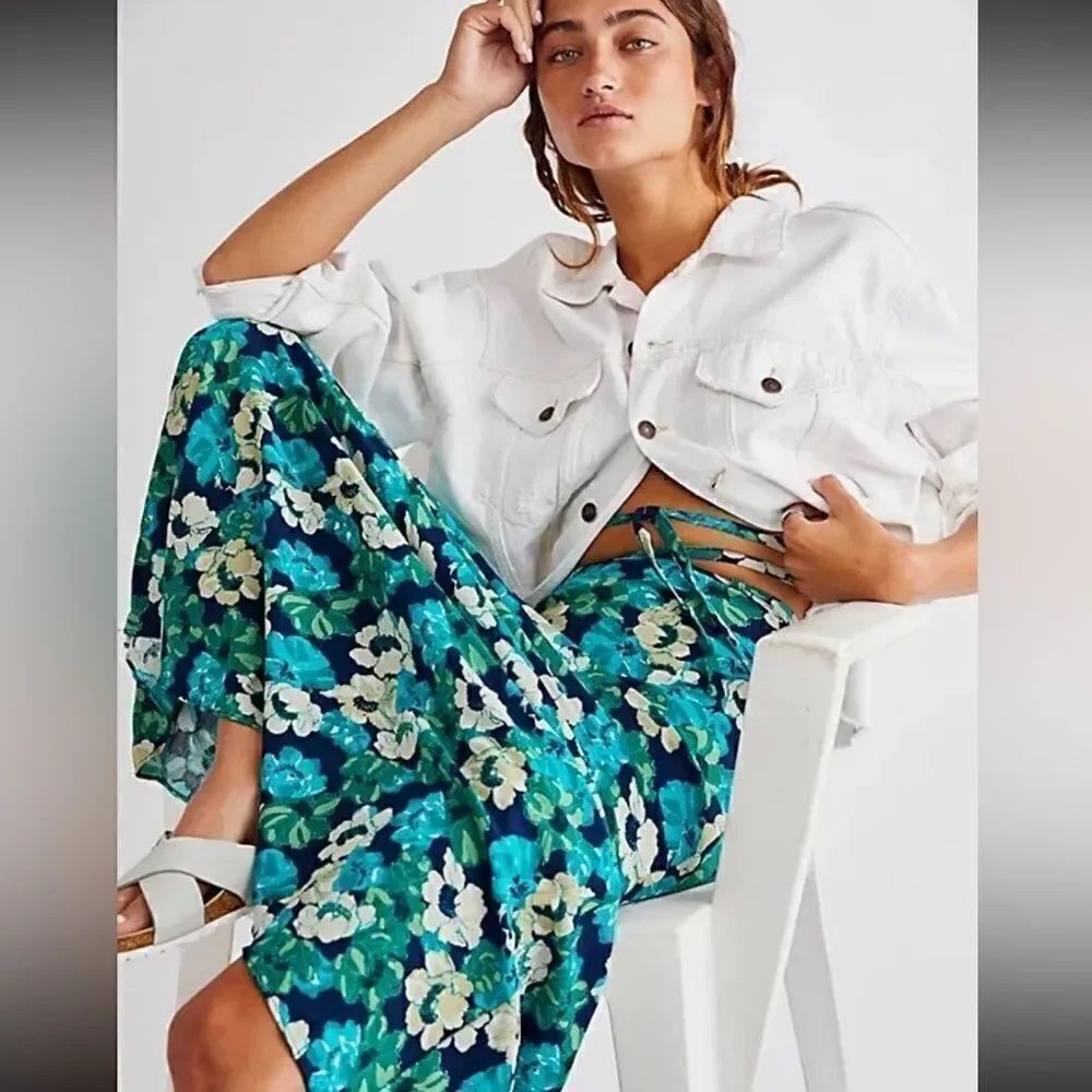 NEW FREE PEOPLE THATS A WRAP PRINTED MAXI SKIRT